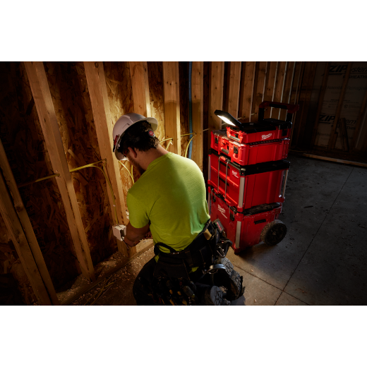 Milwaukee M12™ PACKOUT™ Flood Light w/ USB Charging