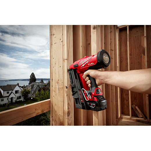 Milwaukee M18 FUEL 3-1/2 in. 18-Volt 30-Degree Lithium-Ion Brushless Cordless Framing Nailer (Tool-Only)